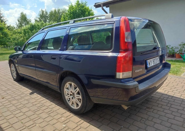 Volvo V70 cena 5500 przebieg: 372000, rok produkcji 2003 z Korfantów małe 46